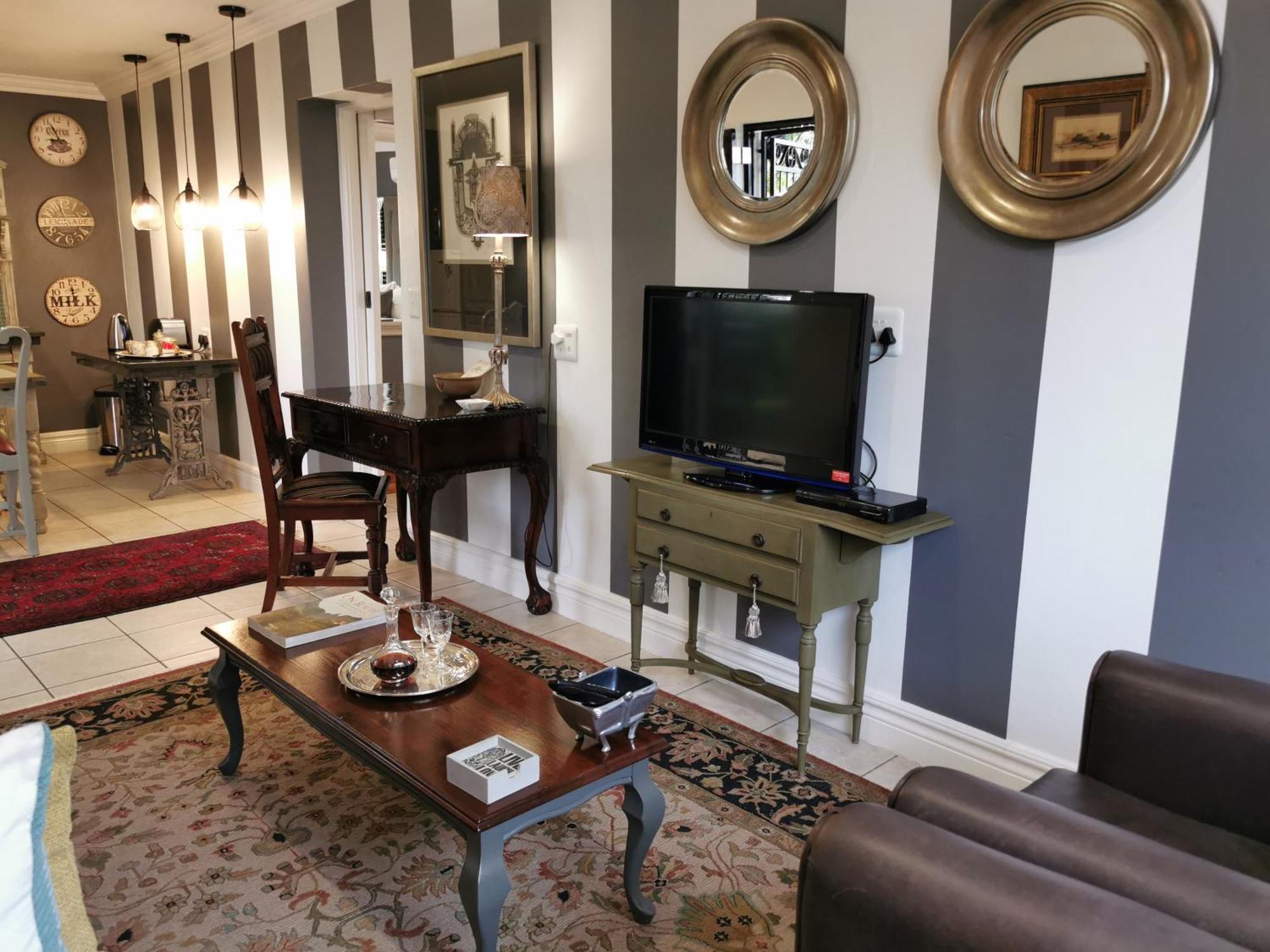At 98 On Lynburn Guest House Pretoria-Noord Værelse billede